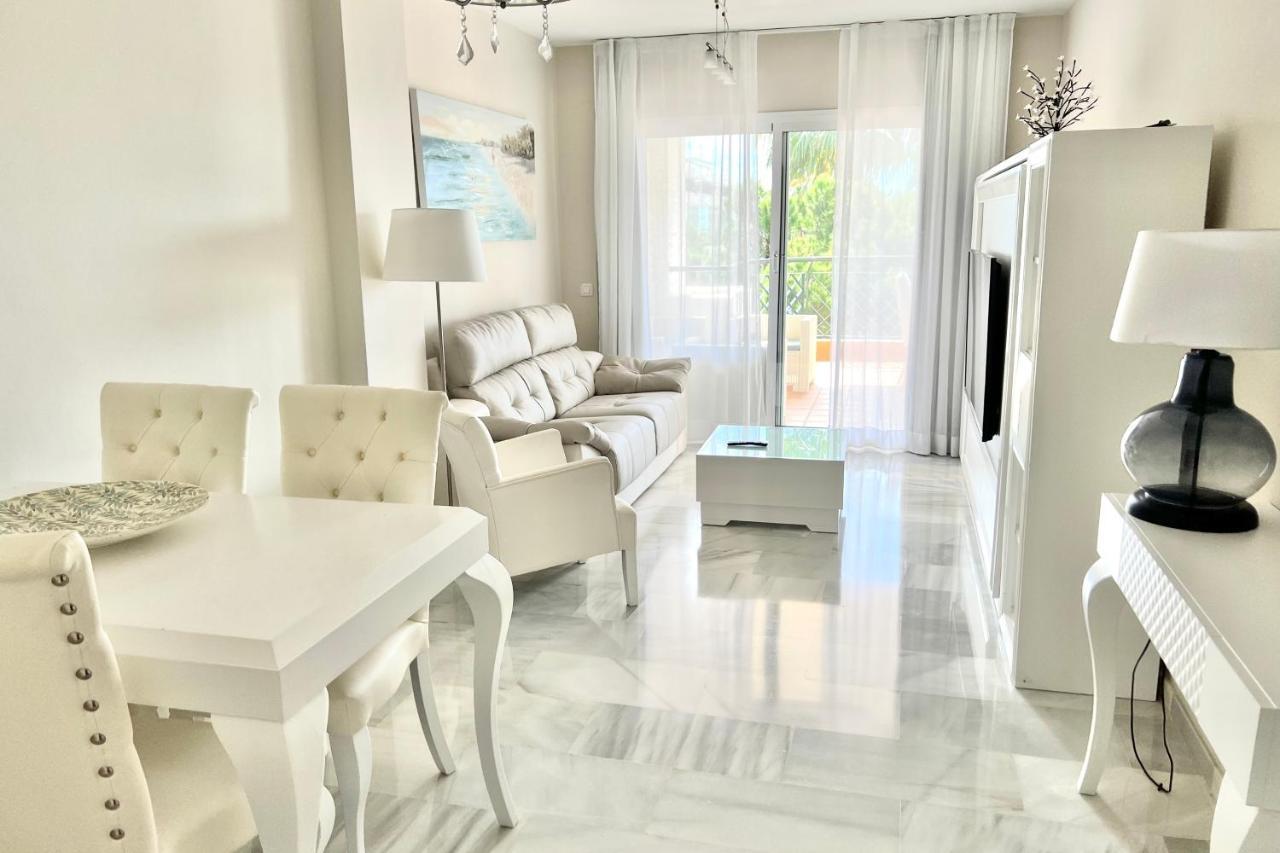 לה קאלה דה מיחאס Mi Capricho Beachfront- 9D Apartment With Sea Views - Costa Del Sol מראה חיצוני תמונה